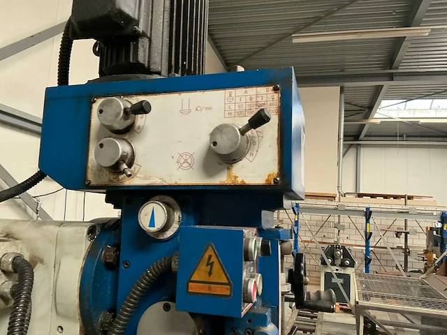 2003 zx7550zw universele freesmachine - afbeelding 15 van  16