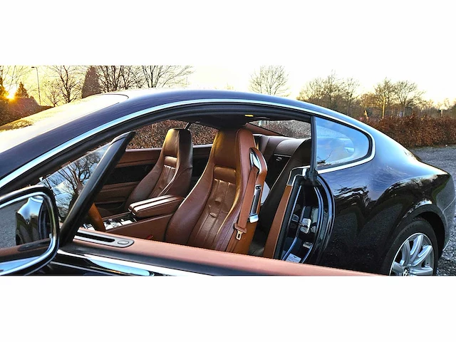 2004 - bentley continental gt w12 - afbeelding 12 van  13