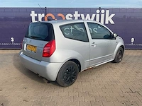 2004 - citroen - c2 - 1.4i ligne ambiance - personenauto - afbeelding 10 van  15