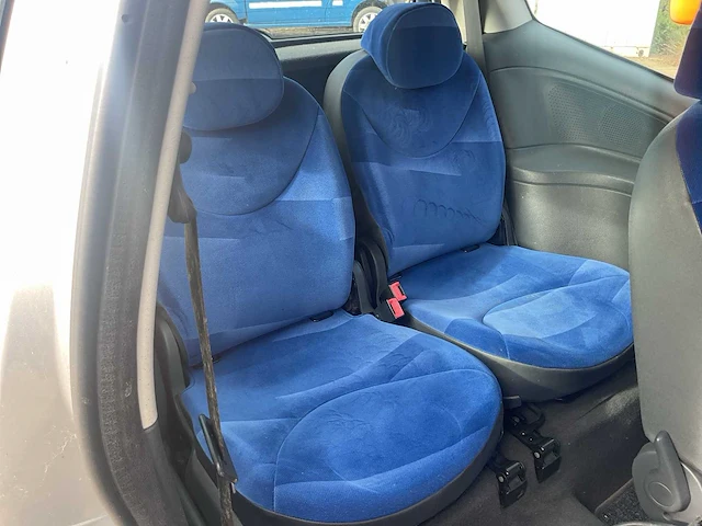 2004 - citroen - c2 - 1.4i ligne ambiance - personenauto - afbeelding 12 van  15