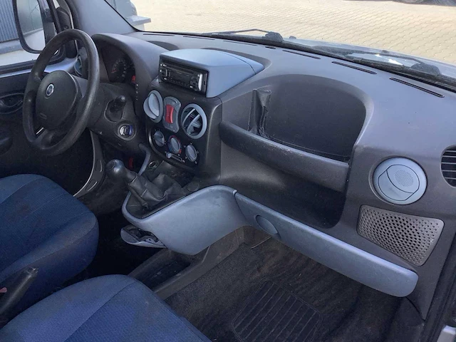 2004 - fiat - doblò - 1.3 jtd basis - bedrijfswagen - afbeelding 6 van  10