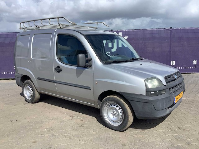 2004 - fiat - doblò - 1.3 jtd basis - bedrijfswagen - afbeelding 2 van  10