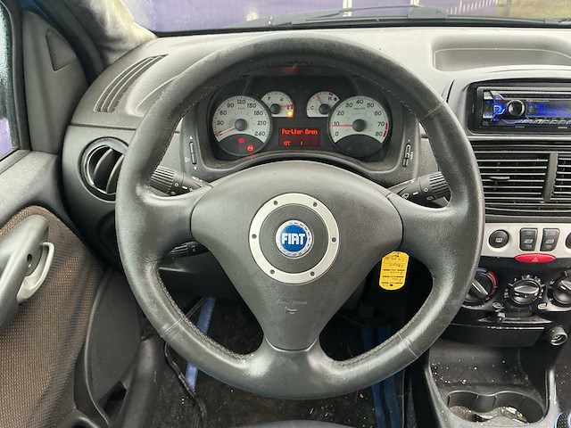 2004 - fiat - punto - 1.8-16v abarth - personenauto - afbeelding 11 van  11