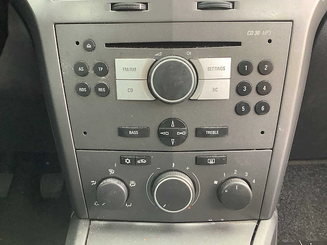 2004 - opel - astra - 1.4 essentia - personenauto - afbeelding 4 van  14