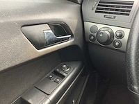 2004 - opel - astra - 1.4 essentia - personenauto - afbeelding 5 van  14
