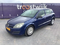 2004 - opel - astra - 1.4 essentia - personenauto - afbeelding 1 van  14