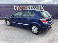 2004 - opel - astra - 1.4 essentia - personenauto - afbeelding 8 van  14
