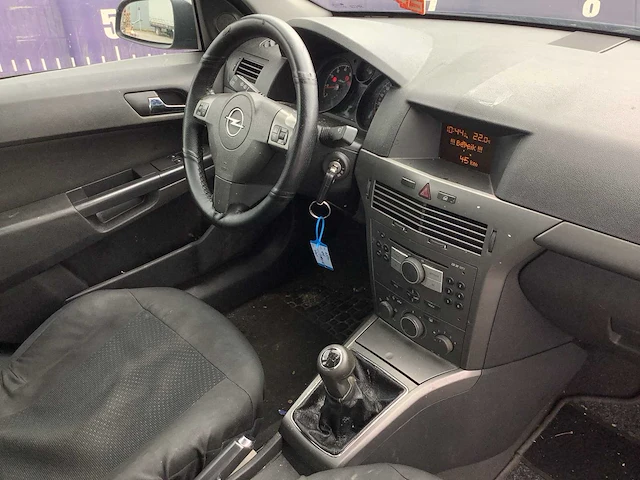 2004 - opel - astra - 1.4 essentia - personenauto - afbeelding 11 van  14