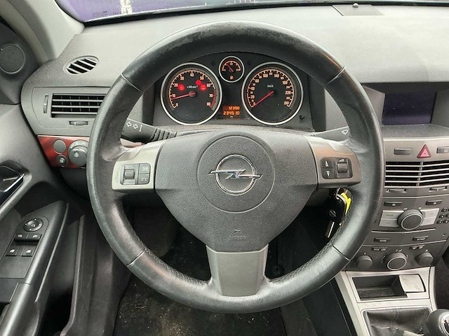 2004 - opel - astra - 1.6 elegance - personenauto - afbeelding 12 van  12