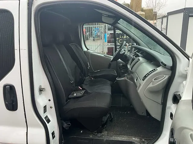 2004 - opel - vivaro 1.9 dti l1h1 - bedrijfswagen - afbeelding 8 van  23