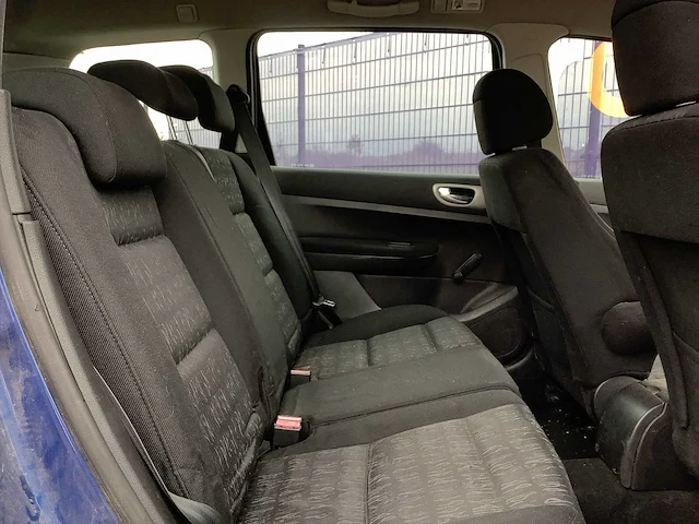 2004 - peugeot - 307 break - personenauto - afbeelding 12 van  15