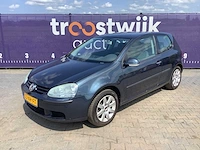 2004 - volkswagen - golf - 1.4 trendline - personenauto - afbeelding 1 van  11