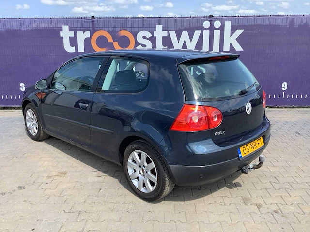 2004 - volkswagen - golf - 1.4 trendline - personenauto - afbeelding 6 van  11