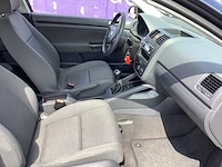 2004 - volkswagen - golf - 1.4 trendline - personenauto - afbeelding 8 van  11