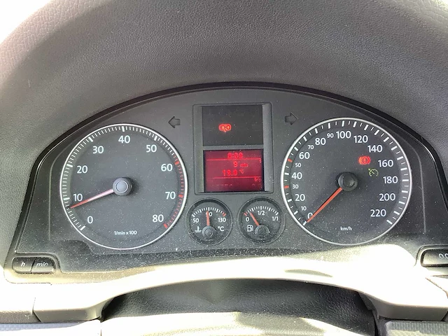 2004 - volkswagen - golf - 1.4 trendline - personenauto - afbeelding 10 van  11