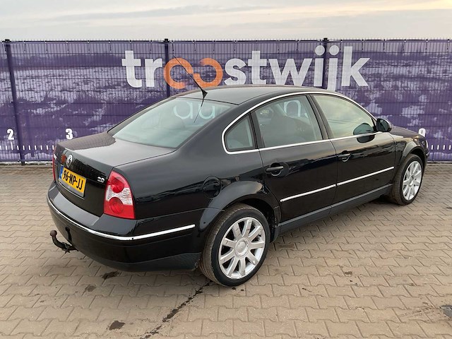 2004 - volkswagen - passat - 2.0-20v arctic - personenauto - afbeelding 7 van  13