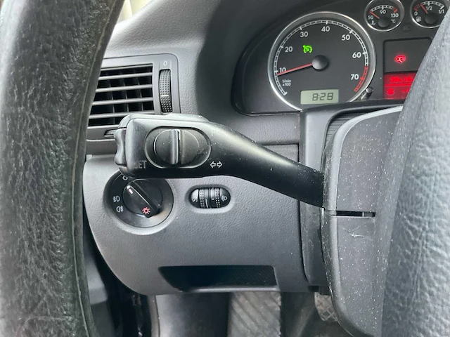 2004 - volkswagen - passat - 2.0-20v arctic - personenauto - afbeelding 3 van  13