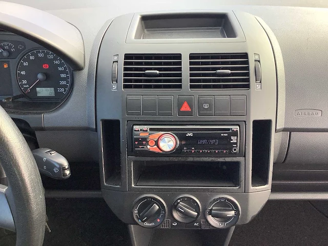 2004 - volkswagen - polo - 1.4-16v - personenauto - afbeelding 10 van  11