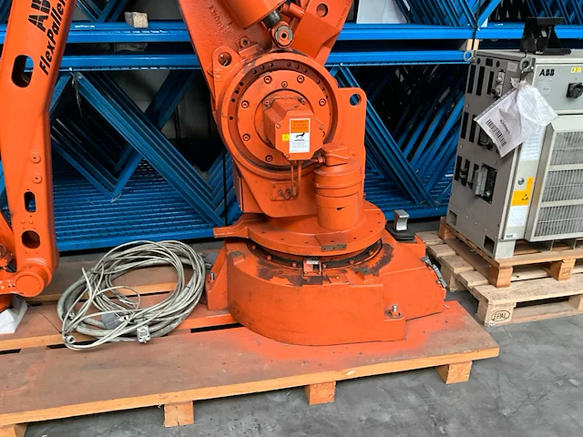 2004 abb irb 640 m2000 handlingrobot - afbeelding 12 van  20
