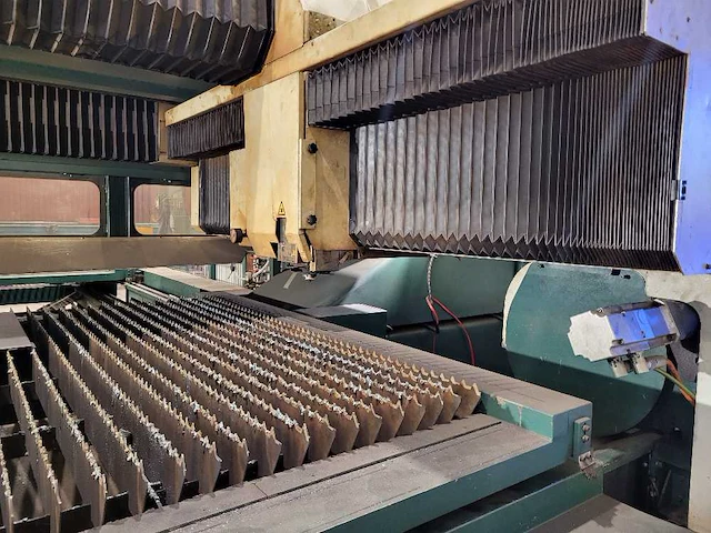 2004 adige adilas 3015 lasersnijmachine - afbeelding 3 van  78