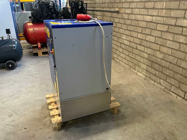 2004 airpress aps 7,5 basic schroefcompressor - afbeelding 8 van  14