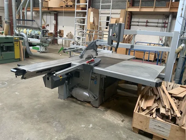 2004 altendorf f45 formaatcirkelzaagmachine - afbeelding 7 van  14