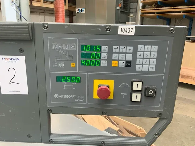 2004 altendorf f45 formaatcirkelzaagmachine - afbeelding 8 van  14