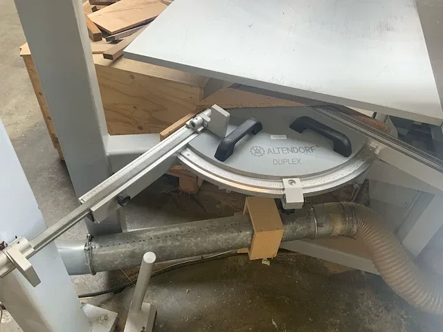 2004 altendorf f45 formaatcirkelzaagmachine - afbeelding 14 van  14