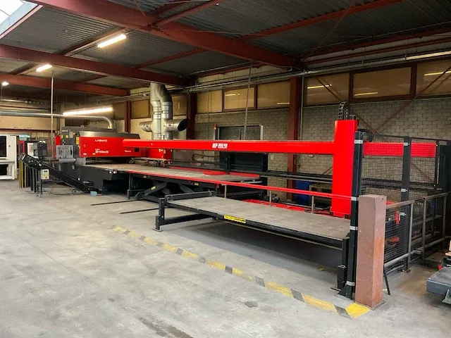 2004 amada 2415aiii lasersnijmachine - afbeelding 1 van  49