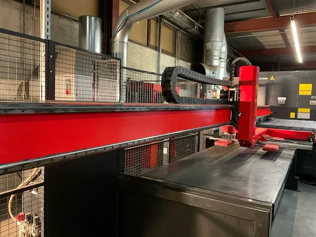 2004 amada 2415aiii lasersnijmachine - afbeelding 21 van  49