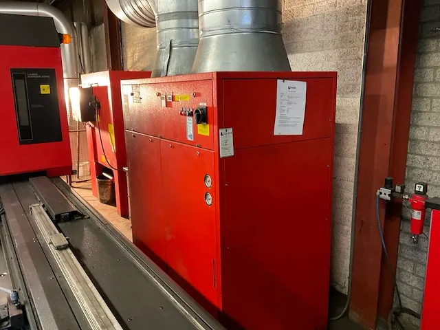 2004 amada 2415aiii lasersnijmachine - afbeelding 32 van  49