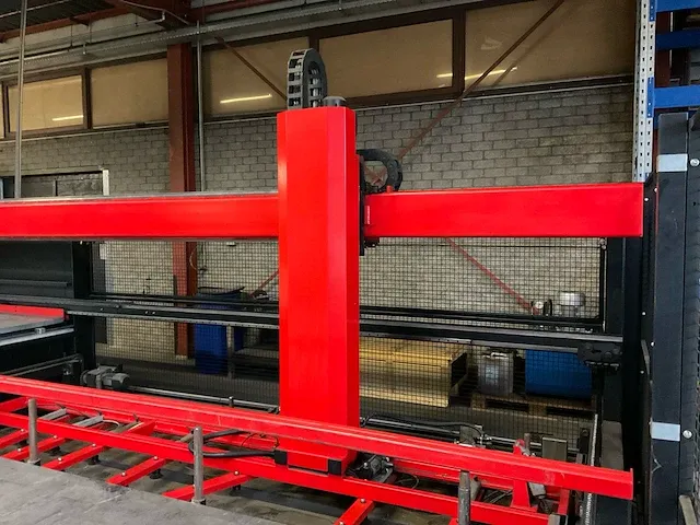 2004 amada 2415aiii lasersnijmachine - afbeelding 46 van  49