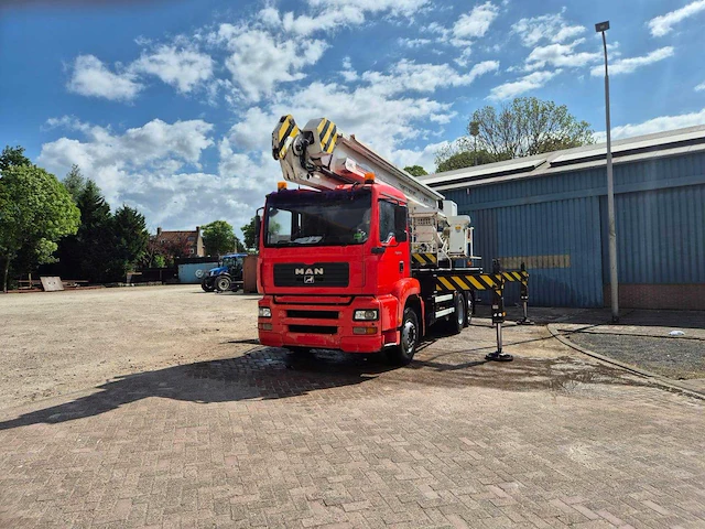 2004 bronto skylift 28m-2ti hylift hoogwerker - afbeelding 1 van  18