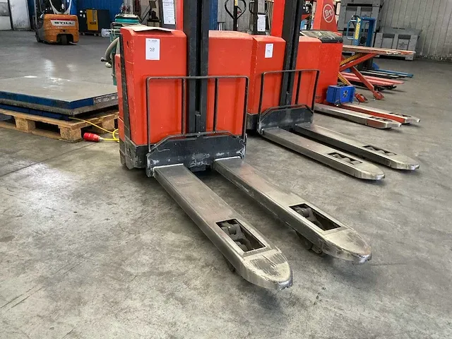 2004 bt pph 1600 mx stapelaar - afbeelding 3 van  8
