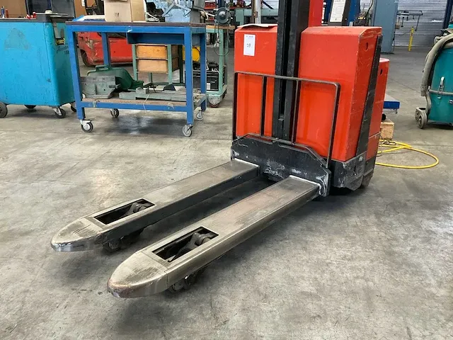 2004 bt pph 1600 mx stapelaar - afbeelding 4 van  8