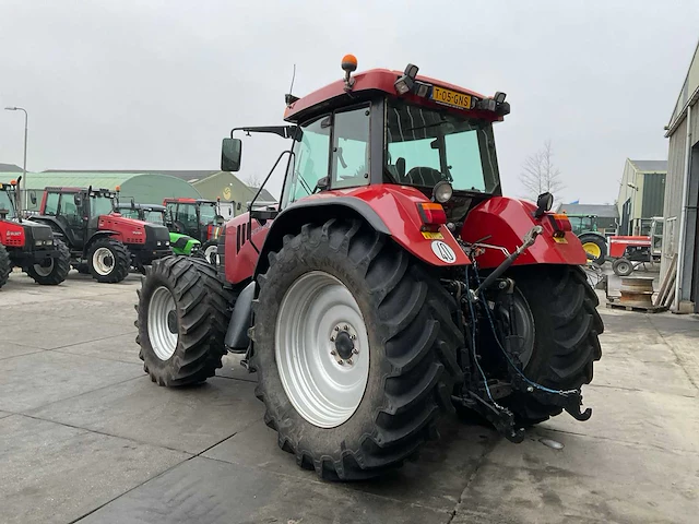 2004 case ih cvx 1190 vierwielaangedreven landbouwtractor - afbeelding 28 van  30