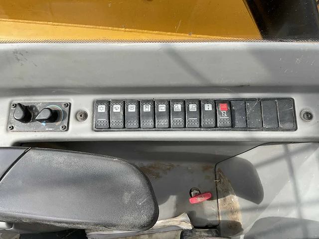 2004 caterpillar th330b verreiker - afbeelding 21 van  30
