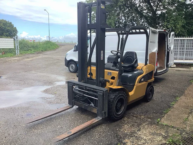 2004 cathapilar dp30n vorkheftruck - afbeelding 4 van  11