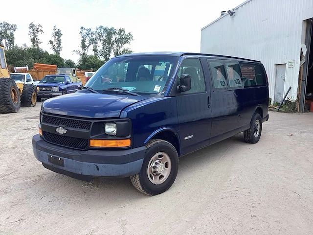 2004 chevrolet bus personenauto - afbeelding 1 van  12