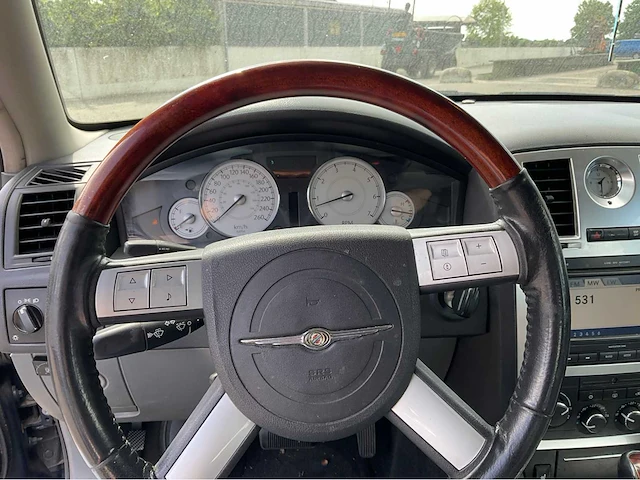 2004 chrysler 300c personenauto - afbeelding 11 van  38