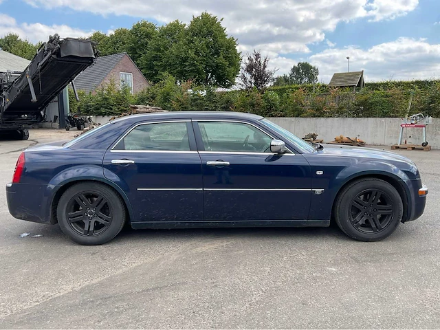 2004 chrysler 300c personenauto - afbeelding 35 van  38
