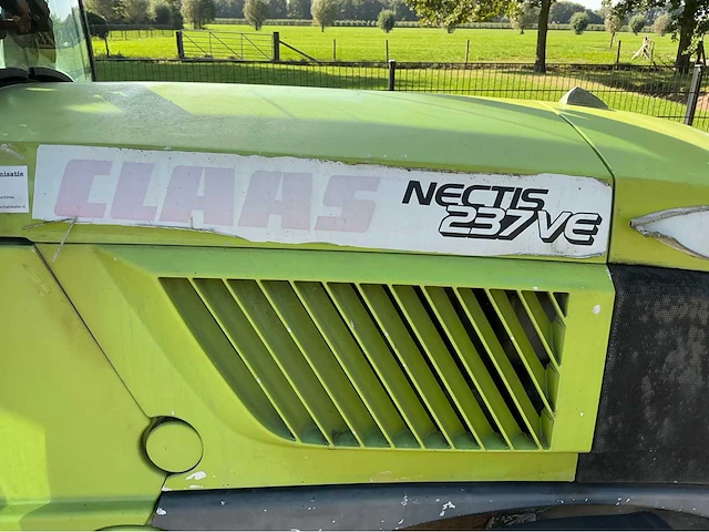 2004 claas nectis237ve vierwielaangedreven landbouwtractor - afbeelding 9 van  36
