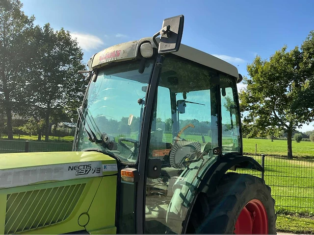 2004 claas nectis237ve vierwielaangedreven landbouwtractor - afbeelding 33 van  36