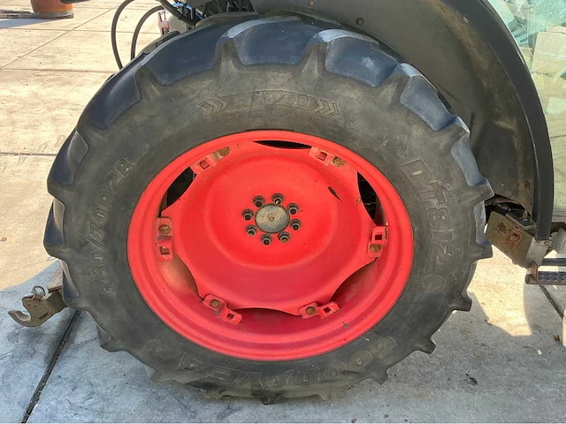 2004 claas nectis237ve vierwielaangedreven landbouwtractor - afbeelding 36 van  36