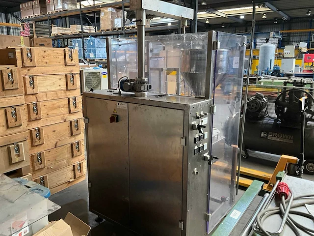 2004 costruzioni meccaniche tonazzi alpha 2 vulmachine - afbeelding 4 van  9
