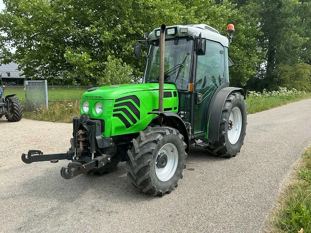 2004 deutz-fahr agrocompact f80 smalspoor- en compacttractor - afbeelding 1 van  46