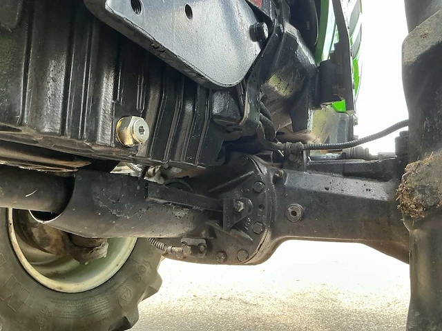 2004 deutz-fahr agrocompact f80 smalspoor- en compacttractor - afbeelding 18 van  46