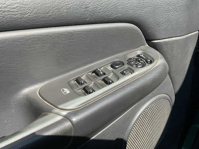2004 dodge ram 1500 bedrijfswagen - afbeelding 17 van  31