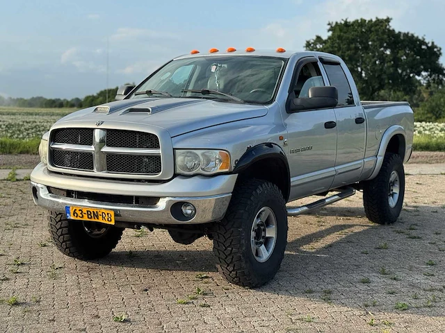 2004 dodge ram 2500 cummins - afbeelding 1 van  30