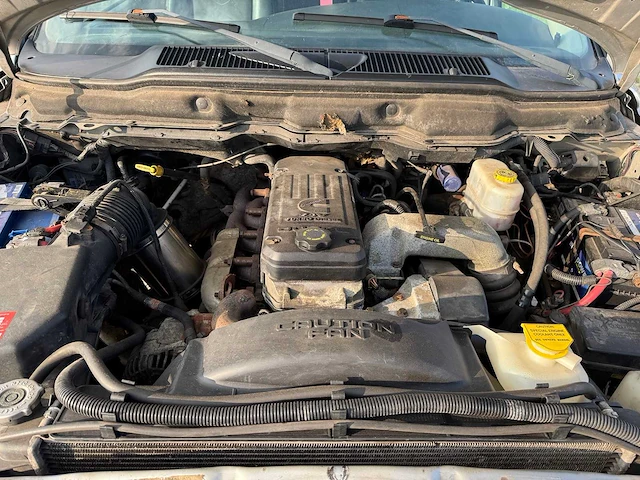 2004 dodge ram 2500 cummins - afbeelding 19 van  30